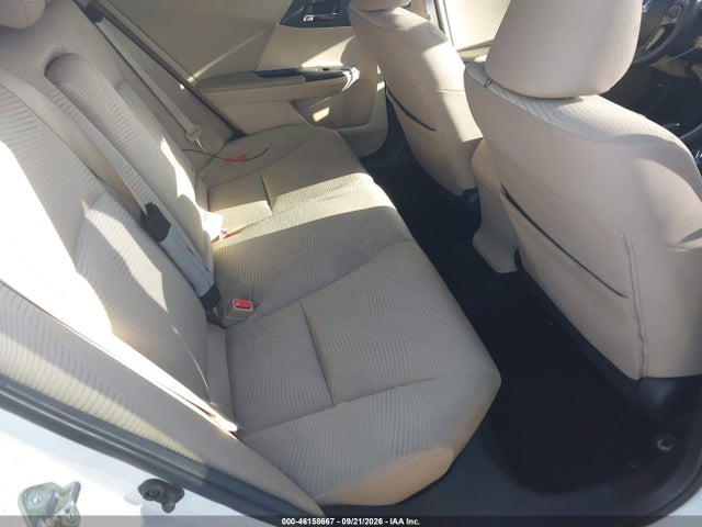 46158667 :رقم المزاد ، 1HGCR2F33HA002655 vin ، 2017 Honda Accord Lx مزاد بيع