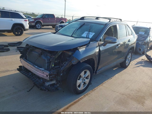 Toyota Rav4 Xle 2019 2T3W1RFV6KC024155 Image 2