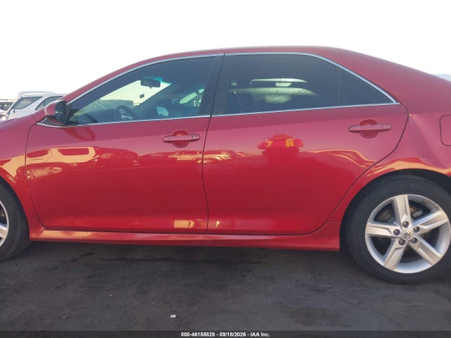 2013 Toyota Camry Se მანქანა იყიდება აუქციონზე, vin: 4T1BF1FK9DU724835, აუქციონის ნომერი: 46158828