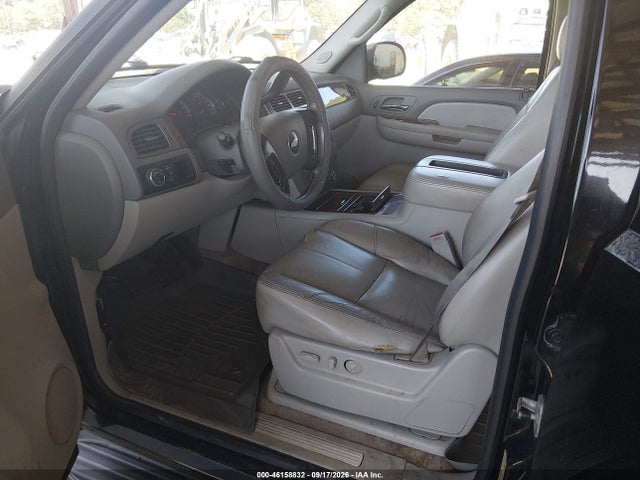 46158832 :رقم المزاد ، 1GNFC13028J198516 vin ، 2008 Chevrolet Tahoe Ltz مزاد بيع