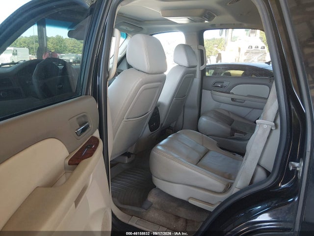 46158832 :رقم المزاد ، 1GNFC13028J198516 vin ، 2008 Chevrolet Tahoe Ltz مزاد بيع