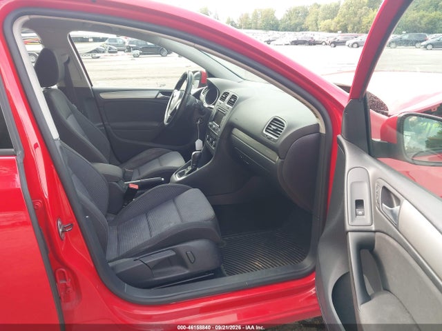 2013 Volkswagen Golf 2.0l Tdi 4-door მანქანა იყიდება აუქციონზე, vin: WVWDM7AJ9DW005738, აუქციონის ნომერი: 46158840