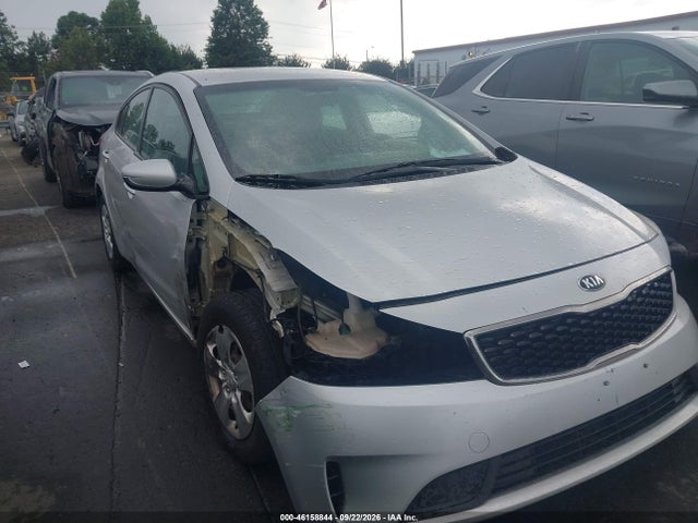 Auction sale of the 2017 Kia Forte Lx/s, vin: 3KPFL4A70HE070847, lot number: 46158844