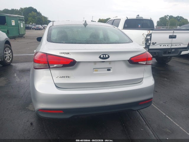 46158844 :رقم المزاد ، 3KPFL4A70HE070847 vin ، 2017 Kia Forte Lx/s مزاد بيع