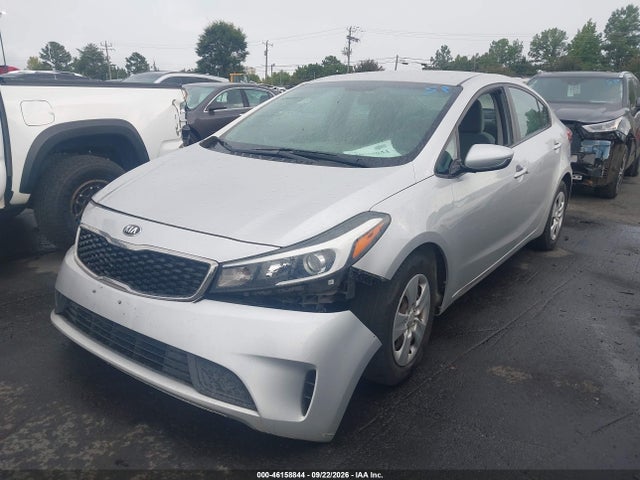 46158844 :رقم المزاد ، 3KPFL4A70HE070847 vin ، 2017 Kia Forte Lx/s مزاد بيع