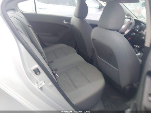 46158844 :رقم المزاد ، 3KPFL4A70HE070847 vin ، 2017 Kia Forte Lx/s مزاد بيع