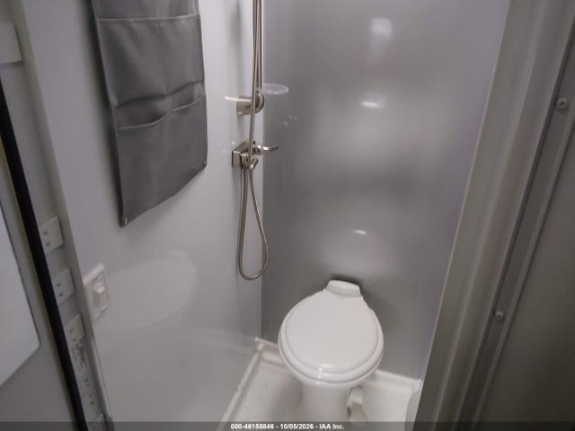 Intech Venture 2024 7H0TV2428RN015462 Image 12