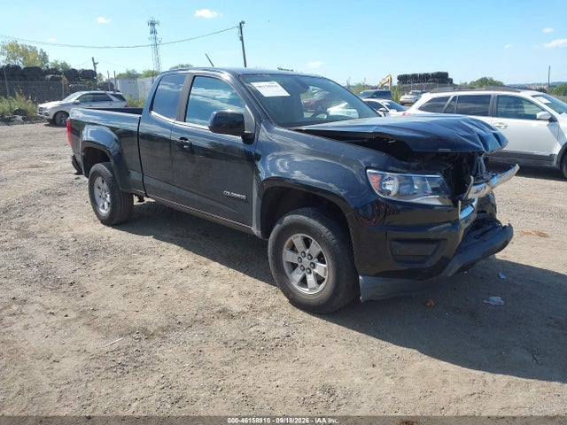 2016 1GCHTBE35G1352973 main image
