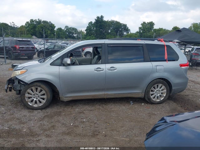 2011 Toyota Sienna Limited მანქანა იყიდება აუქციონზე, vin: 5TDDK3DC8BS007134, აუქციონის ნომერი: 46158913