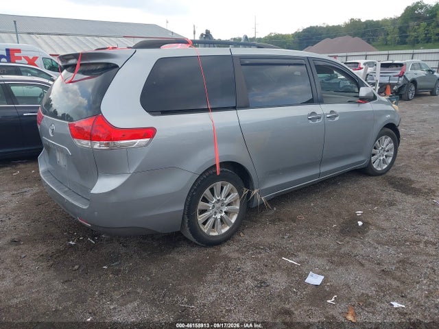 2011 Toyota Sienna Limited მანქანა იყიდება აუქციონზე, vin: 5TDDK3DC8BS007134, აუქციონის ნომერი: 46158913