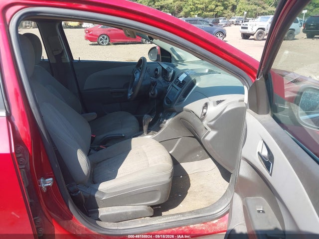46158924 :رقم المزاد ، 1G1JC5SHXE4196761 vin ، 2014 Chevrolet Sonic Lt Auto مزاد بيع