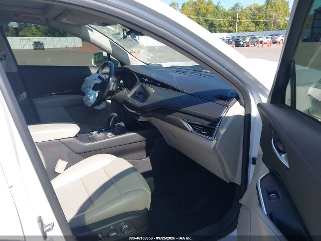 Продаж на аукціоні авто 2019 Cadillac Xt4 Premium Luxury, vin: 1GYFZDR41KF136984, номер лоту: 46158958