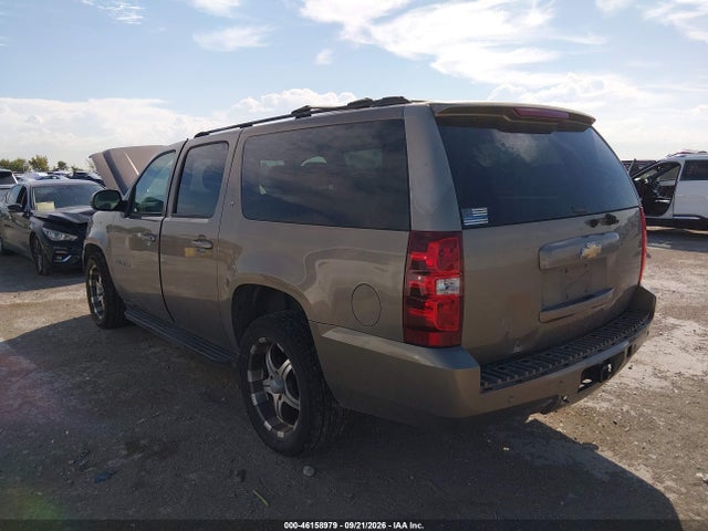 46158979 :رقم المزاد ، 1GNFC16087R224239 vin ، 2007 Chevrolet Suburban 1500 Lt مزاد بيع