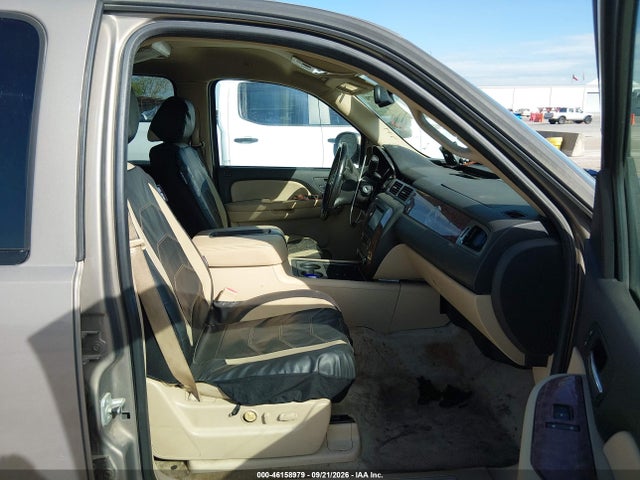 46158979 :رقم المزاد ، 1GNFC16087R224239 vin ، 2007 Chevrolet Suburban 1500 Lt مزاد بيع