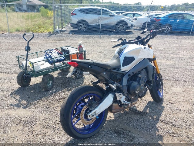 Yamaha Mt09 D 2023 JYARN72E1PA001619 Image 4