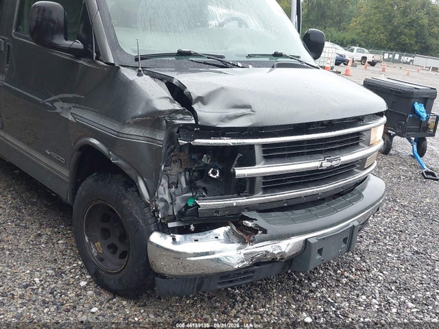 1999 Chevrolet Express მანქანა იყიდება აუქციონზე, vin: 1GBFG15R3X1013398, აუქციონის ნომერი: 46159135