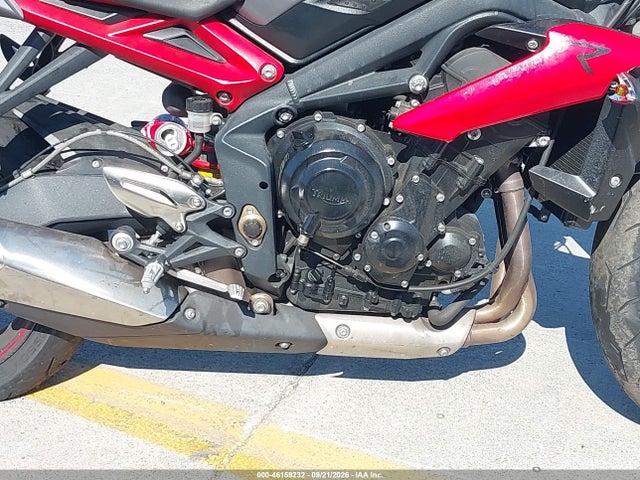 46159232 :رقم المزاد ، SMTL03NE9FT709375 vin ، 2015 Triumph Motorcycle Street Triple R مزاد بيع
