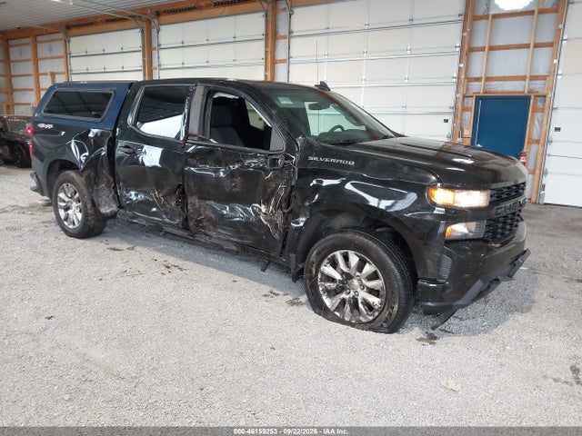 46159253 :رقم المزاد ، 1GCPYBEHXLZ343772 vin ، 2020 Chevrolet Silverado 1500 4wd  Short Bed Custom مزاد بيع