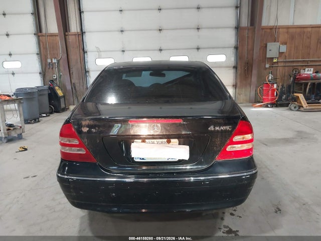 46159280 :رقم المزاد ، WDBRF81J74F517602 vin ، 2004 Mercedes-benz C 240 4matic مزاد بيع