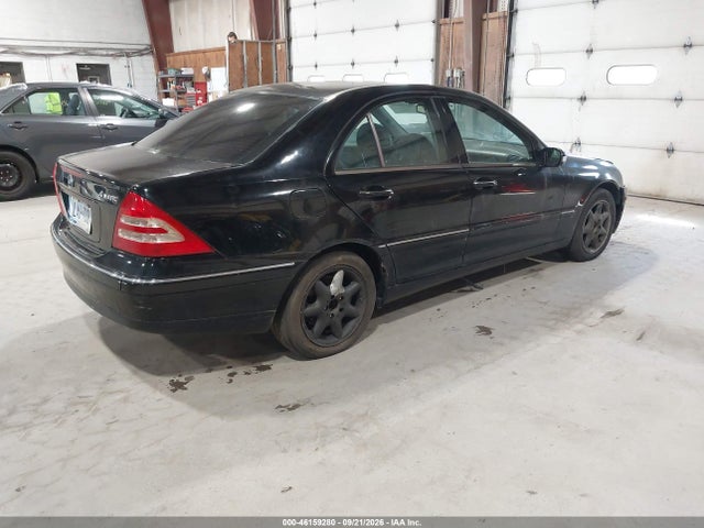 46159280 :رقم المزاد ، WDBRF81J74F517602 vin ، 2004 Mercedes-benz C 240 4matic مزاد بيع