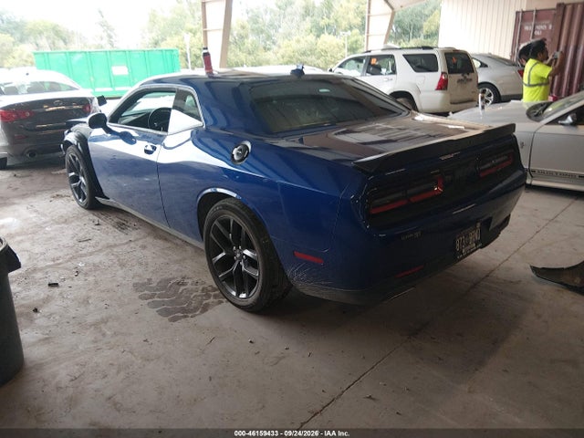 Продаж на аукціоні авто 2022 Dodge Challenger Sxt, vin: 2C3CDZAG5NH151649, номер лоту: 46159433