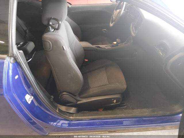 Продаж на аукціоні авто 2022 Dodge Challenger Sxt, vin: 2C3CDZAG5NH151649, номер лоту: 46159433