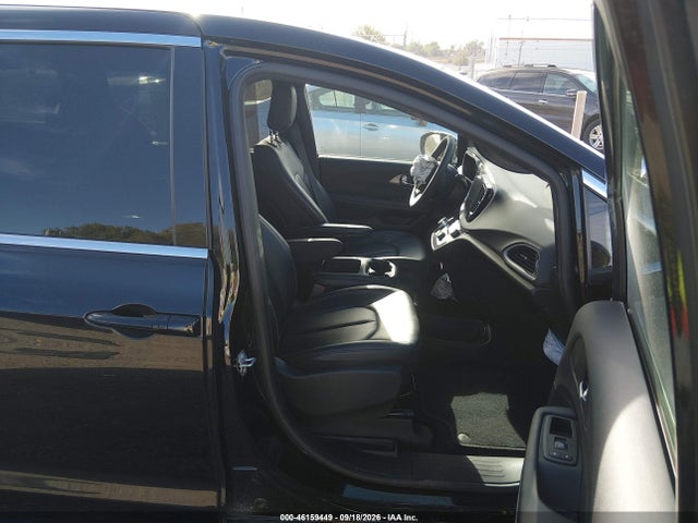 Продажа на аукционе авто 2026 Chrysler Pacifica Select, vin: 2C4RC1BG4TR263648, номер лота: 46159449