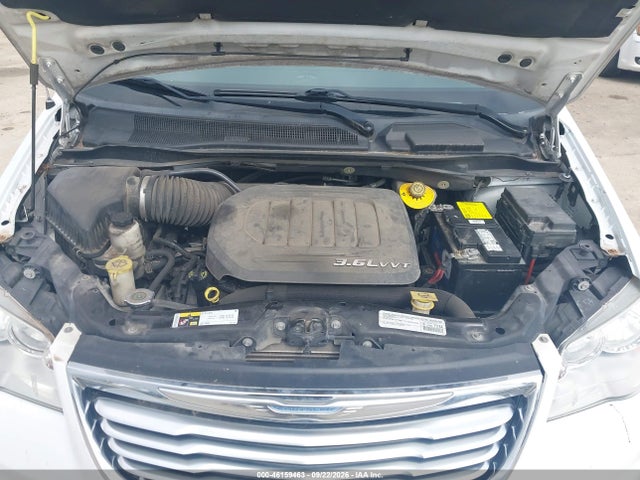 46159463 :رقم المزاد ، 2C4RC1BG7FR629834 vin ، 2015 Chrysler Town & Country Touring مزاد بيع