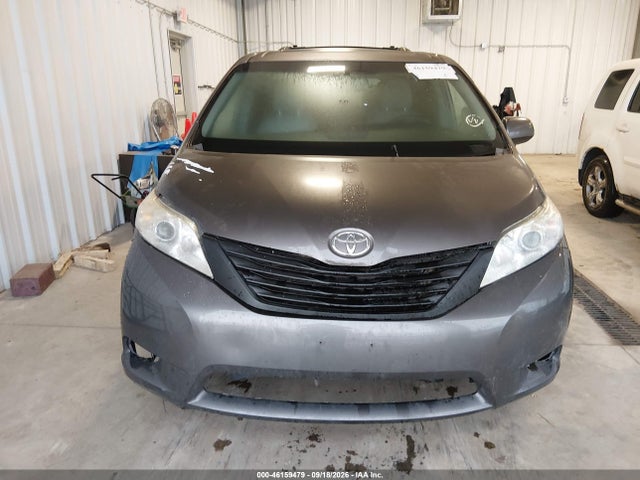 Продаж на аукціоні авто 2015 Toyota Sienna Xle 8 Passenger, vin: 5TDYK3DC4FS552951, номер лоту: 46159479