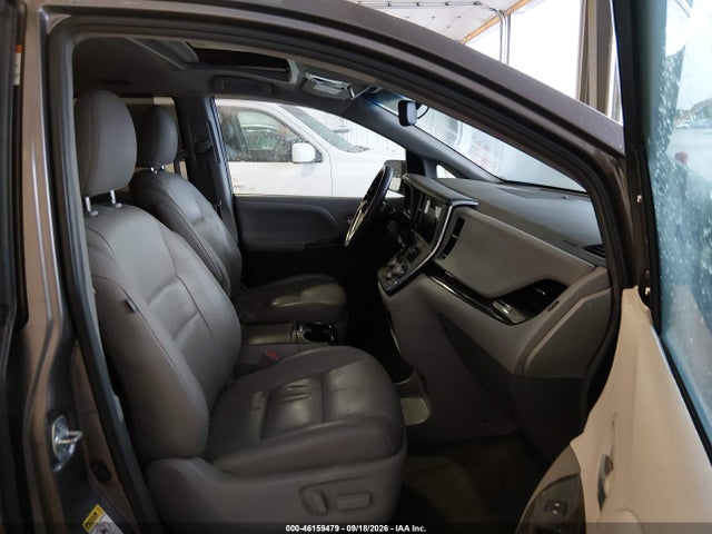 Продаж на аукціоні авто 2015 Toyota Sienna Xle 8 Passenger, vin: 5TDYK3DC4FS552951, номер лоту: 46159479