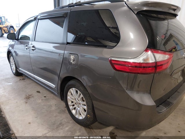 Продаж на аукціоні авто 2015 Toyota Sienna Xle 8 Passenger, vin: 5TDYK3DC4FS552951, номер лоту: 46159479