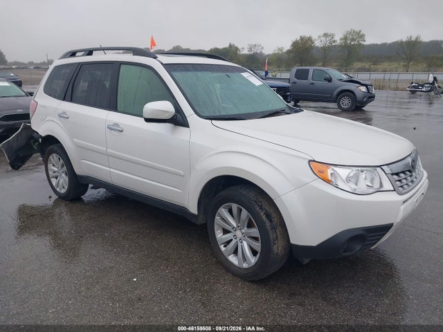 Продаж на аукціоні авто 2013 Subaru Forester 2.5x Premium, vin: JF2SHADC2DH425725, номер лоту: 46159508