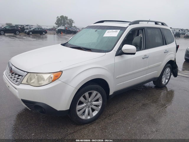 46159508 :رقم المزاد ، JF2SHADC2DH425725 vin ، 2013 Subaru Forester 2.5x Premium مزاد بيع