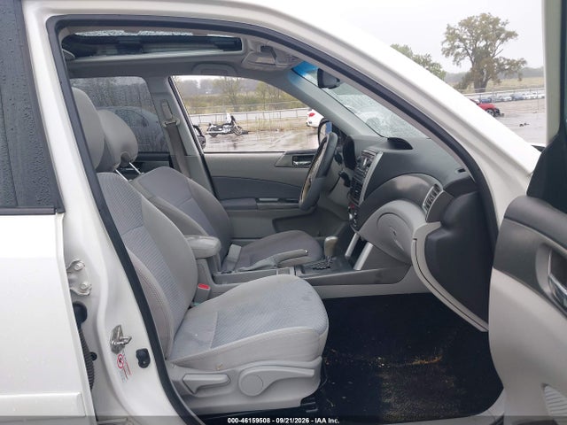 46159508 :رقم المزاد ، JF2SHADC2DH425725 vin ، 2013 Subaru Forester 2.5x Premium مزاد بيع