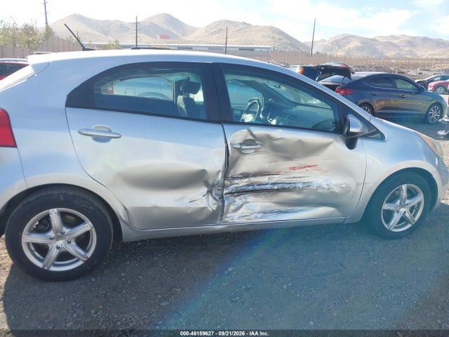 KIA RIO LX 2014 KNADM5A35E6406658 Image 6