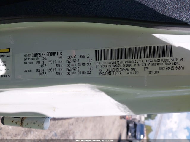 1C4BJWEG9EL200475 Jeep Wrangler Unlimited Polar Edition