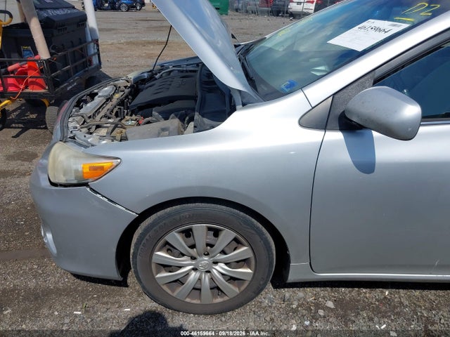 46159664 :رقم المزاد ، 5YFBU4EE7DP174250 vin ، 2013 Toyota Corolla Le مزاد بيع