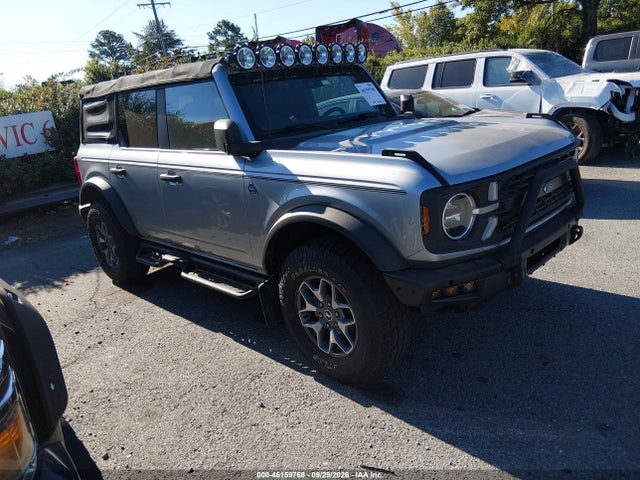 46159768 :رقم المزاد ، 1FMDE5BH4NLA78737 vin ، 2022 Ford Bronco Black Diamond مزاد بيع