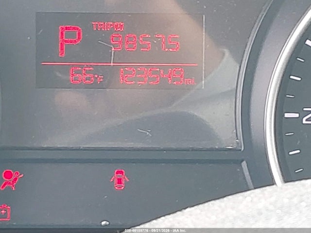 2015 Kia Sedona Lx მანქანა იყიდება აუქციონზე, vin: KNDMB5C16F6024158, აუქციონის ნომერი: 46159776