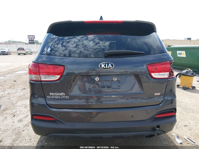46159804 :رقم المزاد ، 5XYPGDA37HG275610 vin ، 2017 Kia Sorento 2.4l Lx مزاد بيع