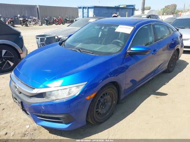 Honda Civic Lx 2018 2HGFC2F58JH551694 Image 2