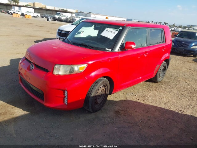 Scion XB 2014 JTLZE4FE4EJ049453 Image 2