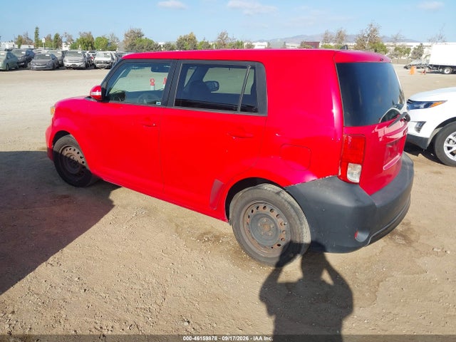 Scion XB 2014 JTLZE4FE4EJ049453 Image 3