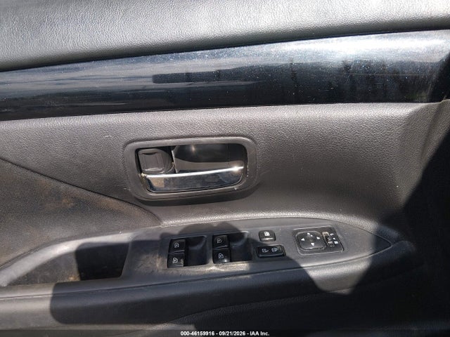 2019 Mitsubishi Outlander Es მანქანა იყიდება აუქციონზე, vin: JA4AD2A30KZ055585, აუქციონის ნომერი: 46159916