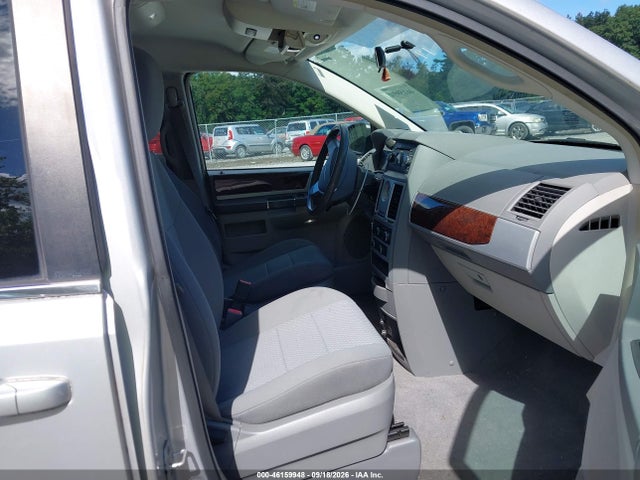 Продажа на аукционе авто 2010 Chrysler Town & Country Touring, vin: 2A4RR5D1XAR468199, номер лота: 46159948
