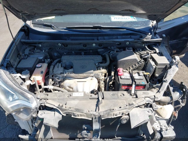 Toyota RAV4 LE 2017 JTMZFREV5HJ102253 Image 10