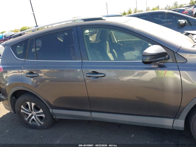 Toyota RAV4 LE 2017 JTMZFREV5HJ102253 Image 14