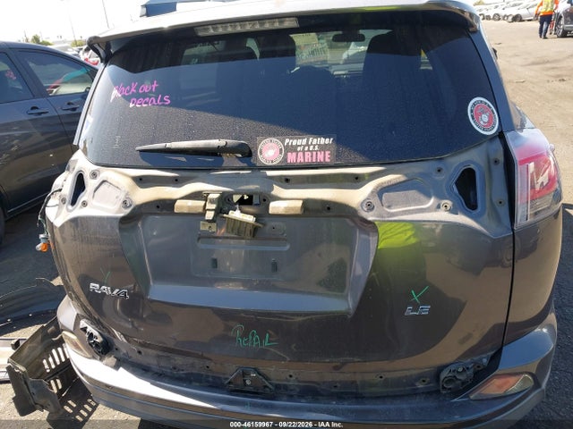 Toyota RAV4 LE 2017 JTMZFREV5HJ102253 Image 18