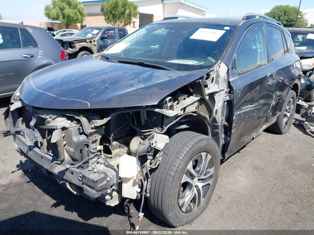 Toyota RAV4 LE 2017 JTMZFREV5HJ102253 Image 6