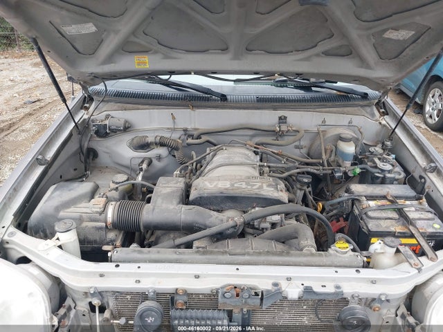 46160002 :رقم المزاد ، 5TBKT44141S181590 vin ، 2001 Toyota Tundra Sr5 V8 مزاد بيع